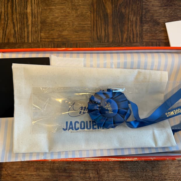 [290] 자크뮈스 나이키 문슈 소프트 펄 세일