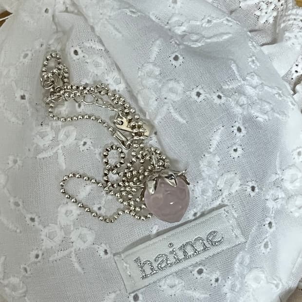 Haime 하이메 스트로베리 목걸이