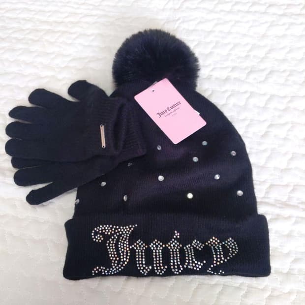 쥬시꾸뛰르 장갑 비니 세트