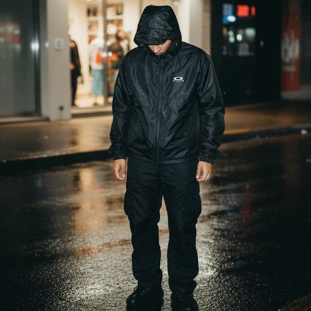 팔라스 오클리 니트로퓨엘 바람막이 S