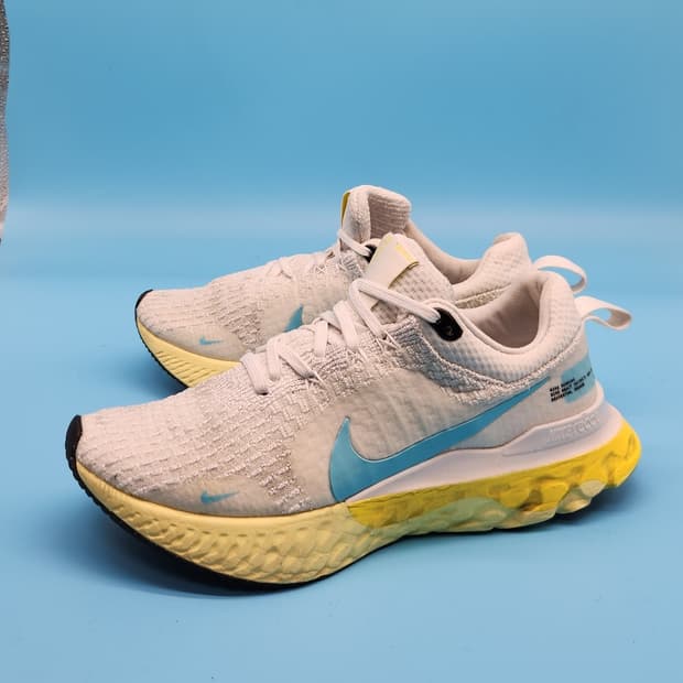 oo 나이키 리액트 인피니티런3 운동화245 