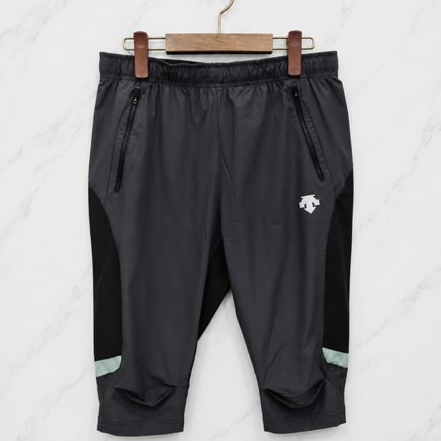 호칭90,허리고무줄)) DESCENTE 데상트 7부 반바지 !
