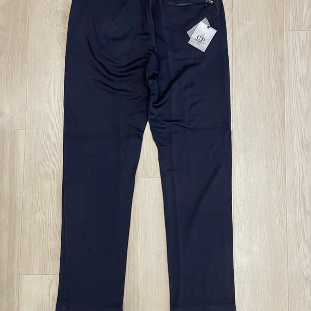 CP컴퍼니 루즈핏 져지 팬츠