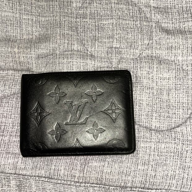 루이비통 모노그램 쉐도우 멀티플 월릿 (M62901)