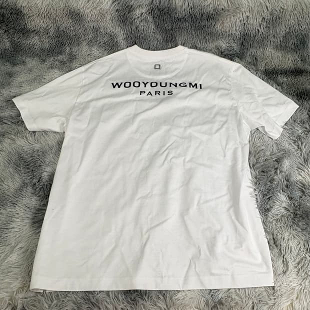 우영미 백로고 반팔 25시즌 50사이즈 새상품