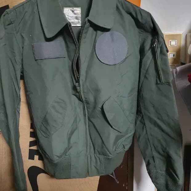 비행잠바 노멕스 92년 공군 육군 20만원
올드 빈티지 상품 상태 거의 