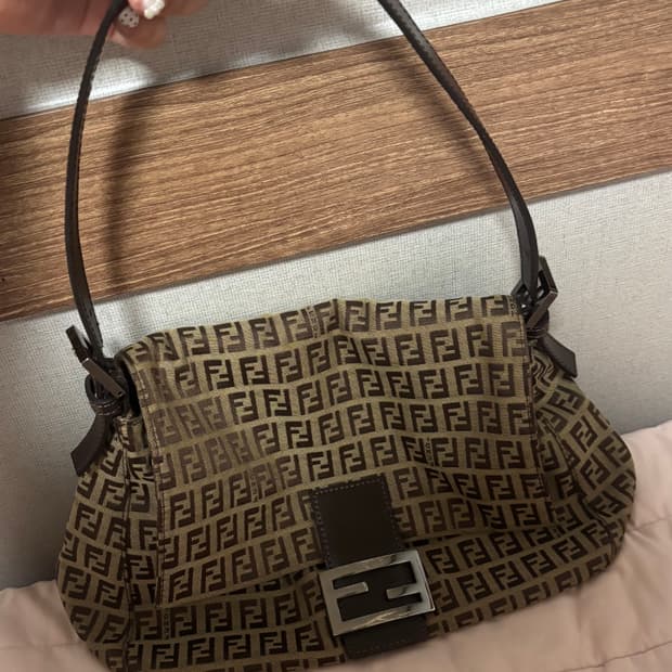 펜디 주카 맘마백