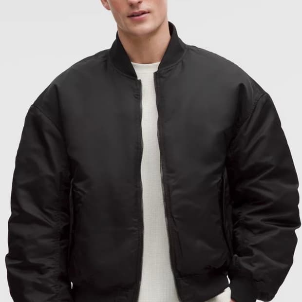 ( 룰루레몬 ) 리버서블 600 다운 필 보머 재킷