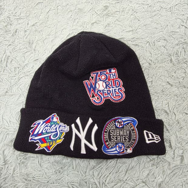 [희귀] 뉴에라 MLB 뉴욕양키즈 월드시리즈 챔피언 비니