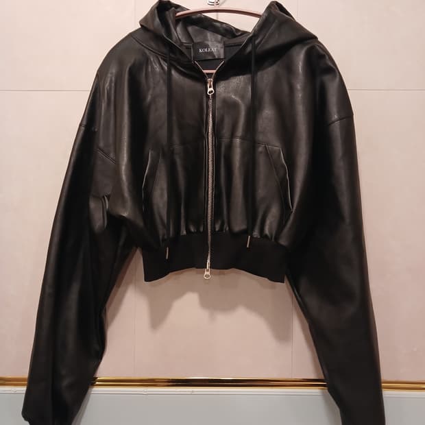 콜릿 정품 여성 크롭 후드 자켓 free 사이즈