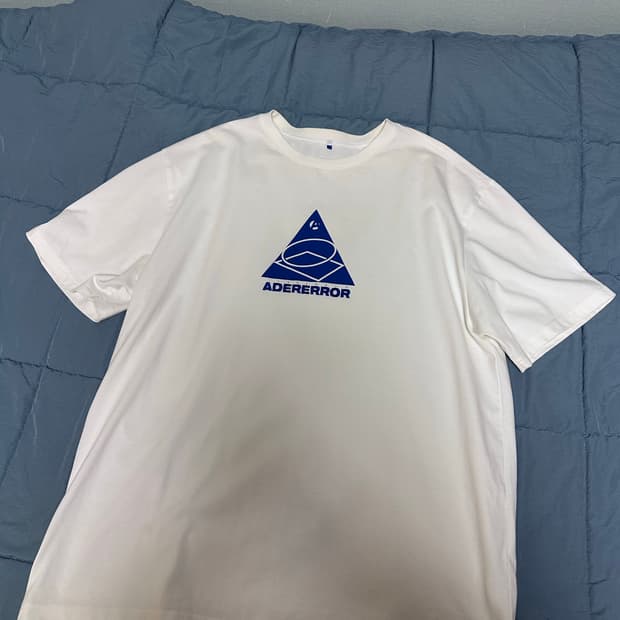 22SS 아더에러 반팔 + 한정판 코인
