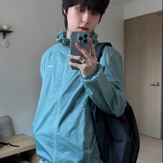 노매뉴얼 DUNE LIGHT NYLON JACKET