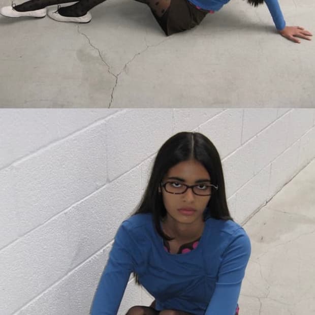 파르티멘토 우먼 꼬임 블루 긴팔 티셔츠