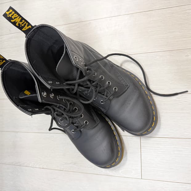 !상태최상! 닥터마틴 1460 나파 블랙 240