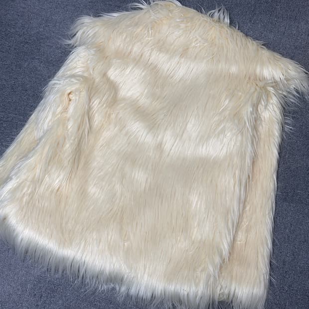 WIDE COLLAR HAIRY FUR COAT_IVORY | 후루츠패밀리