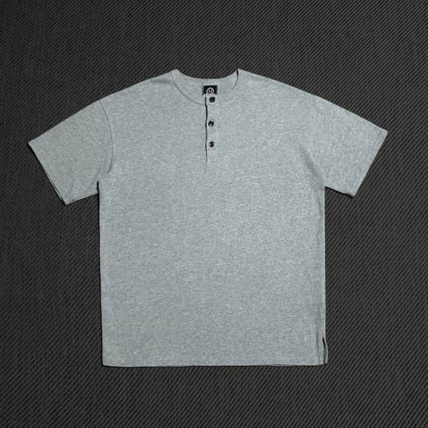 [L] Frizm Works 프리즘웍스 그레이 헨리넥 반팔티