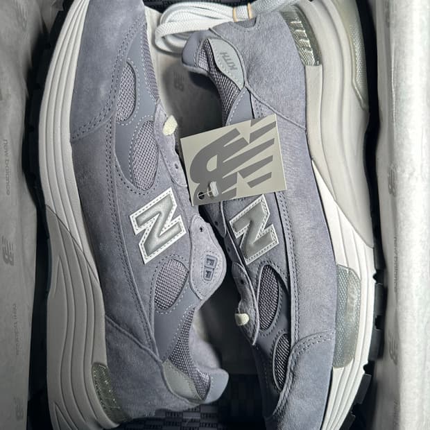 [285]kith 뉴발란스 992 그레이