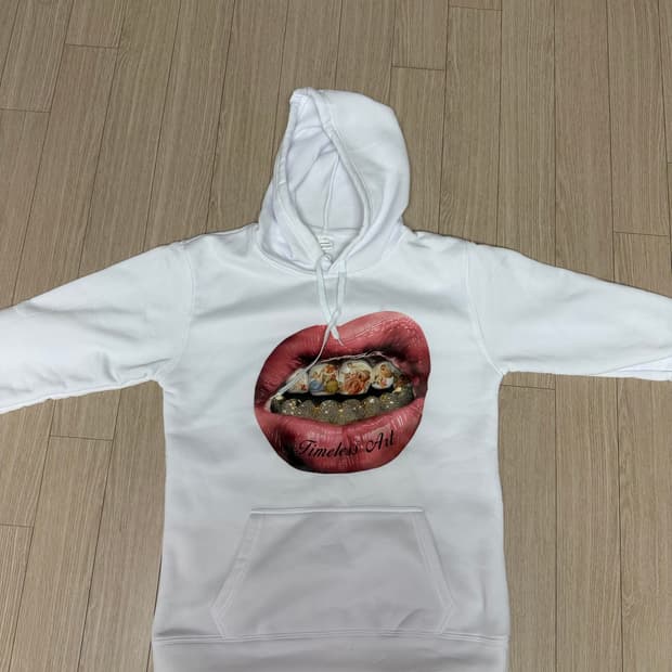 입술 후드티