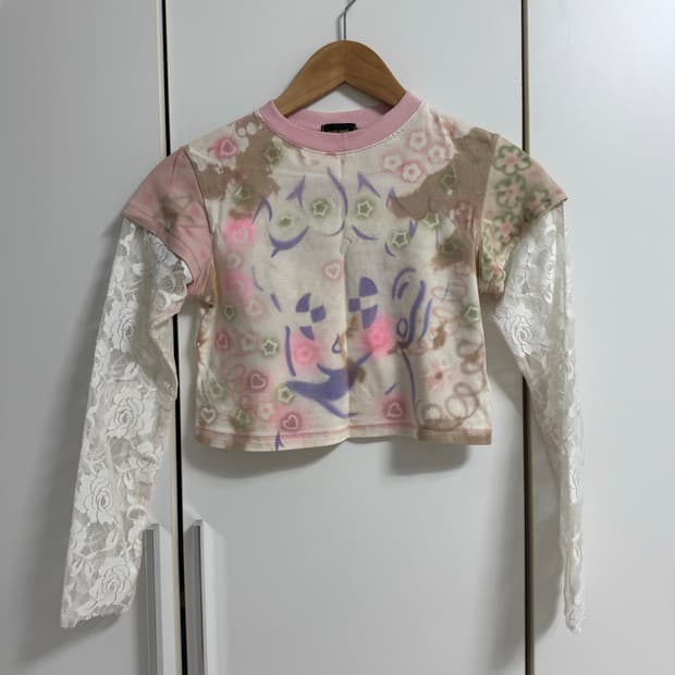 Poons peeds 레이스 긴팔