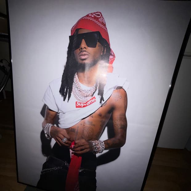 급처) 60x85 슈프림 플레이보이 카티 액자