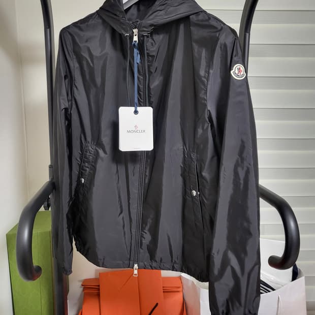 24SS 몽클레어 그림퍼스 바람막이 자켓 3사이즈