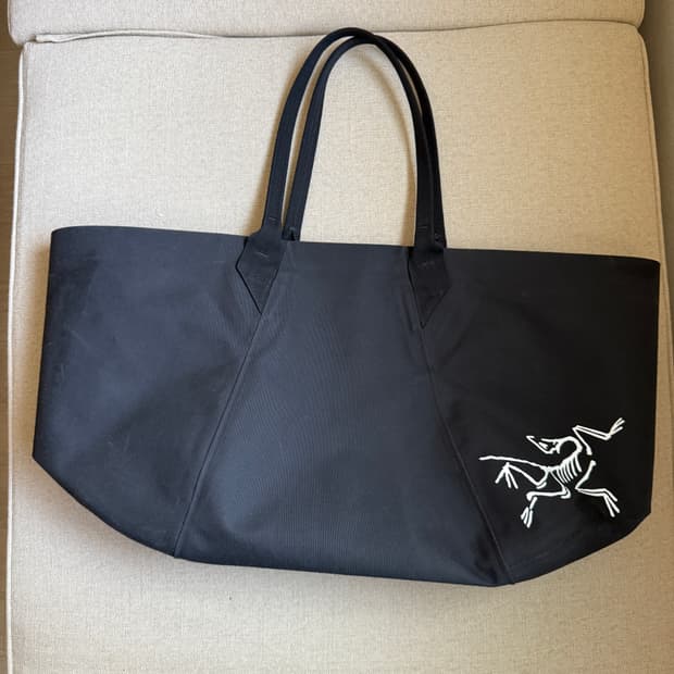 아크테릭스 캐리어 45 기어 토트백