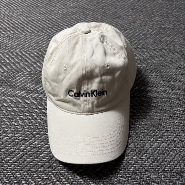캘빈클라인 볼캡 아이보리 CK 로고(OS)