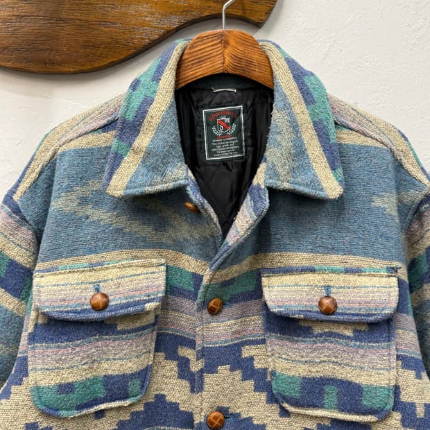 L) Vintage Native Pattern Quilted Wool J