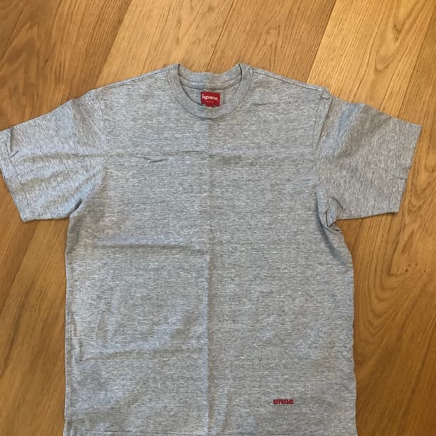 Supreme basic T