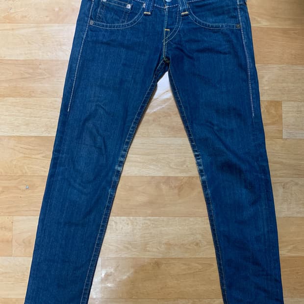 LEVIS RED 2002/FW 17F 리바이스 레드 데님팬츠