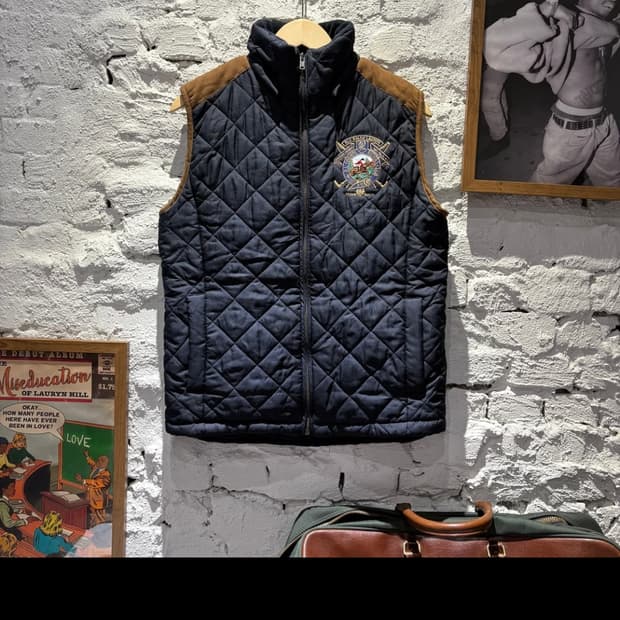 폴로 퀄팅 베스트