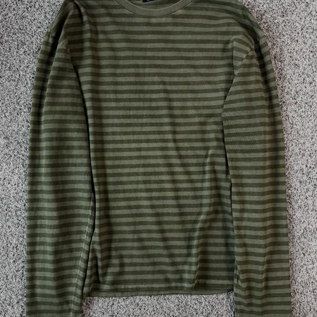 해칭룸 VTG 스트라이프 티