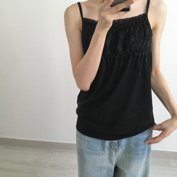 lace sleeveless