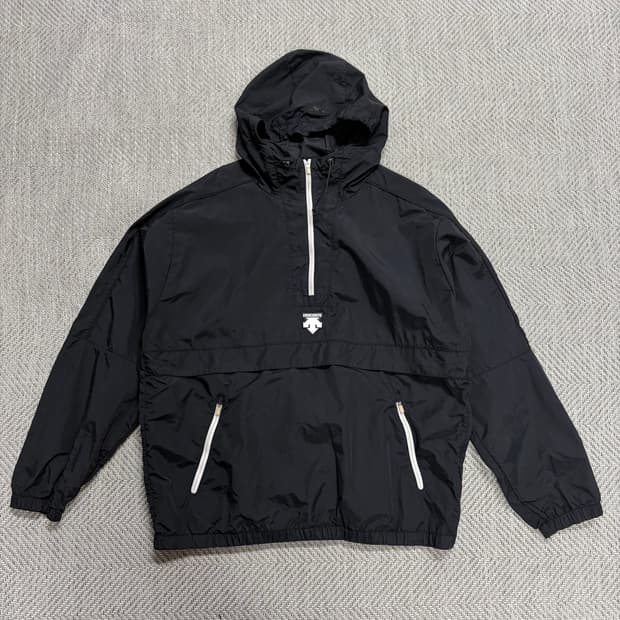 (110)데상트 블랙 아노락 바람막이 