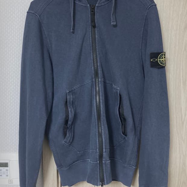 스톤아일랜드 와펜 후드집업 s