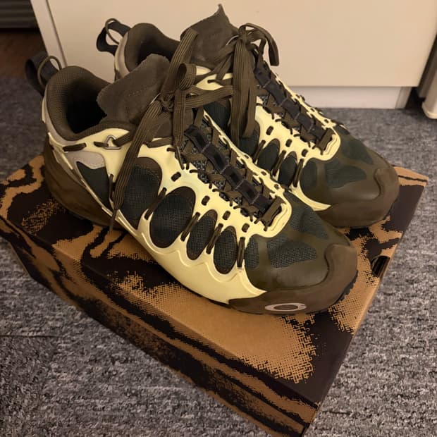 오클리 팩토리짐 올리브