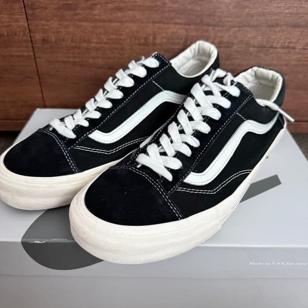 반스 볼트 OG 올드스쿨 LX 블랙 화이트 275 스니커즈 운동화