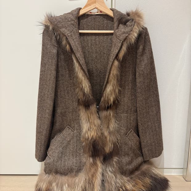 마르니 100% 울 퍼 후드 코트