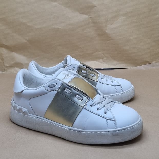 발렌티노 골드스니커즈36.5 235