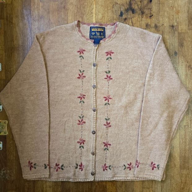 Woolrich 울리치  퓨어 울 100% 자수 가디건