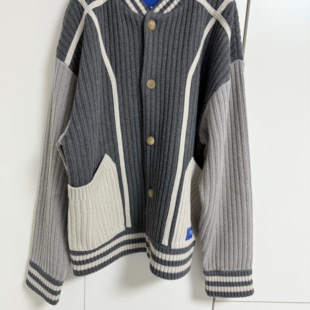 아더에러 톰 가디건