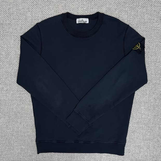 스톤 아일랜드 맨투맨