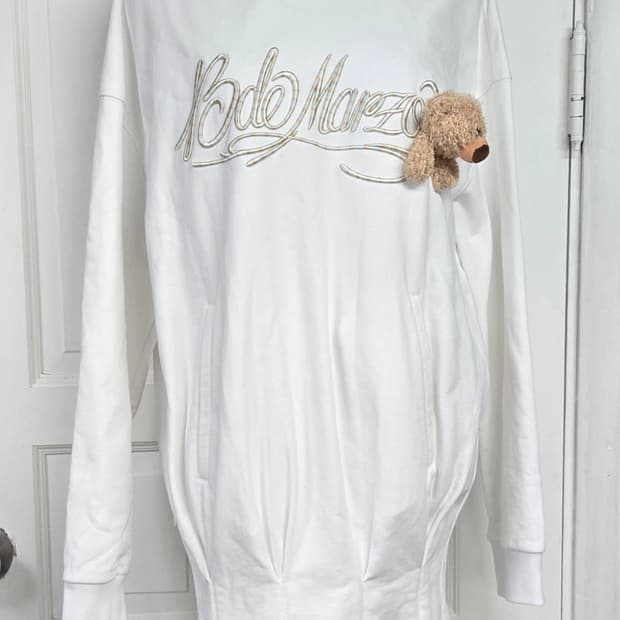 13DE MARZO 후드 원피스