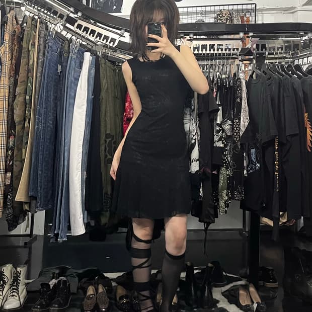 블랙 플라워 나시 원피스