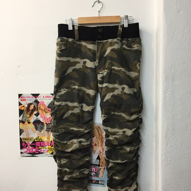 빈티지 갸루 셔링 카모 팬츠