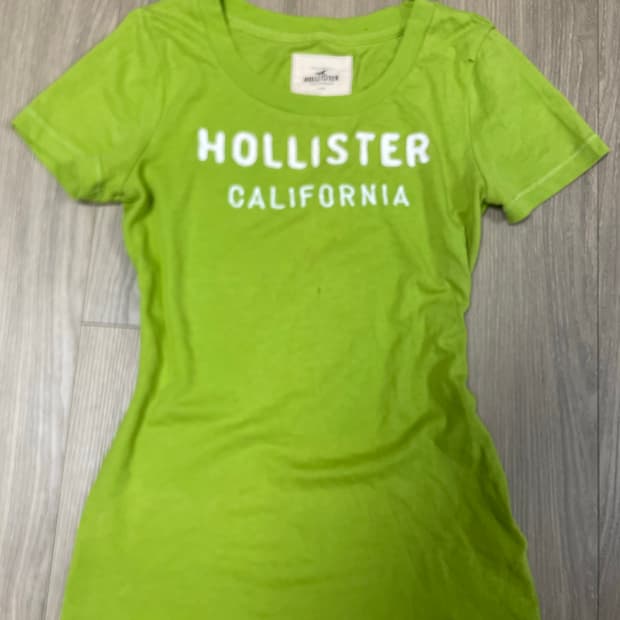 홀리스터 반팔티