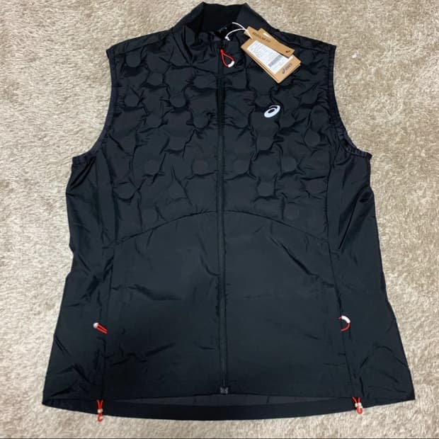 아식스 윈터 베스트 블랙 L 새제품