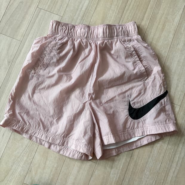 나이키 스우시 우븐 핑크 반바지 s