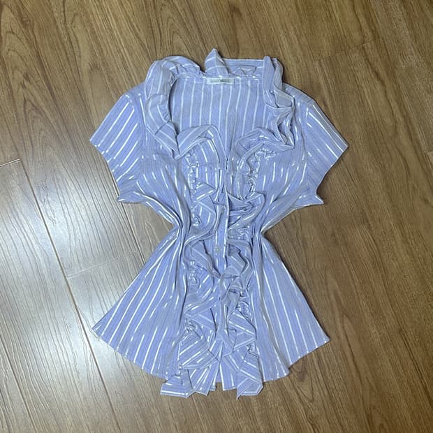 빈티지 하늘색 스트라이프 러플 레이스 반팔 블라우스 히메갸루 로걀 모리걸