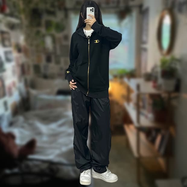 챔피온 골드 자수 후드집업